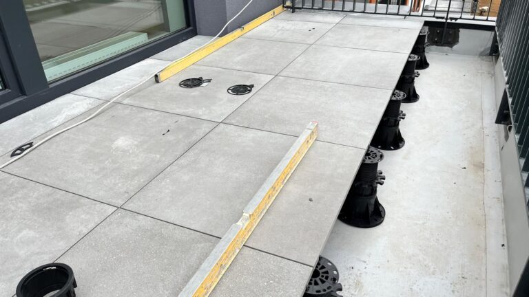 Raised Floor Pedestals: A Practical Guide for Roof Terraces and Podiums