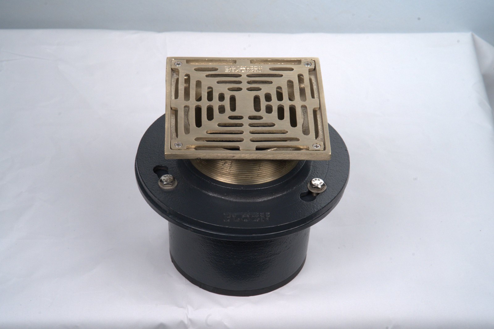 Nickel bronze floor drain with cast iron body