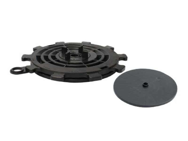 Wide-base pedestal base